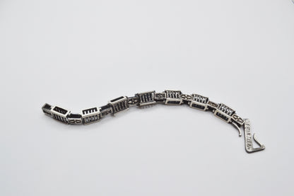 列柱與十字菱花