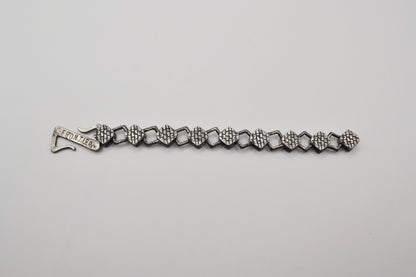 磚牆與菱形殘垣