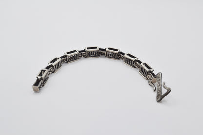 列柱與十字菱花